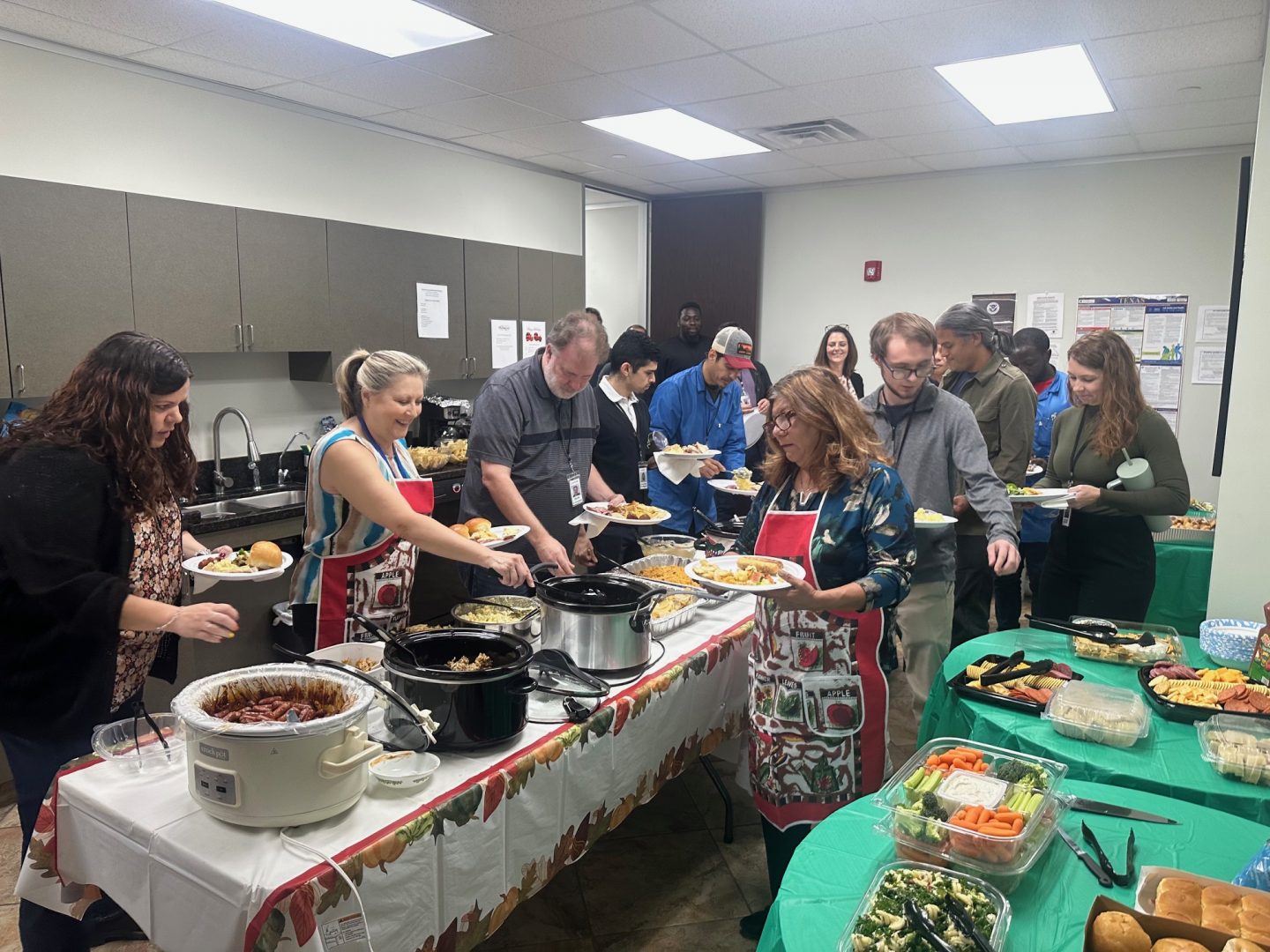 Systel annual Thanksgiving luncheon